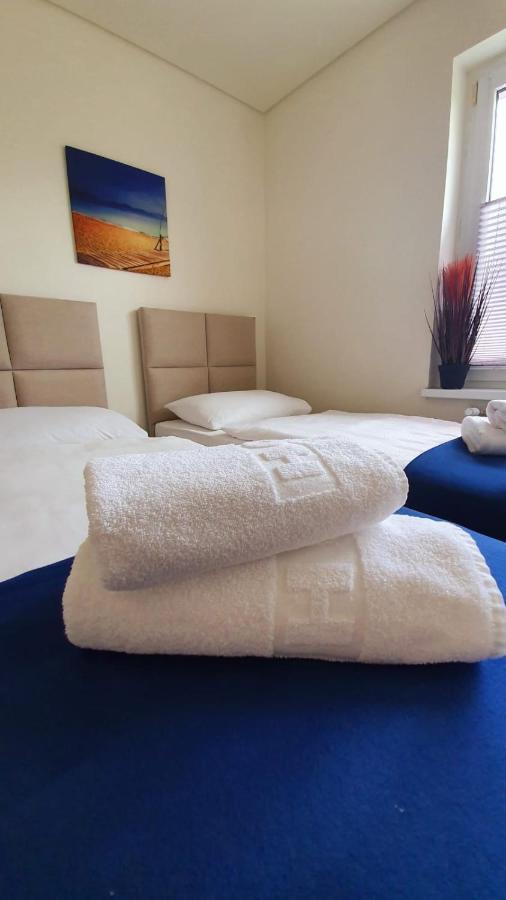 Plazowa Apartment *